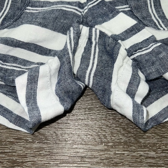 Athleta Dress Blue Bold Stripe Linen Shorts Size 4 - Picture 6 of 14